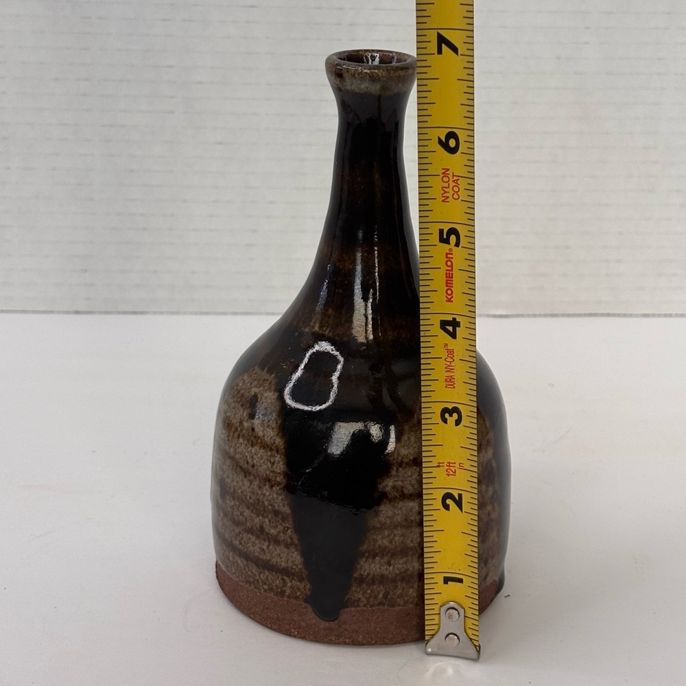 VTG, MCM, Hand Thrown Pottery, Bud Vase, Drip Glazed, Signed By Artist 6.5” - Picture 7 of 8